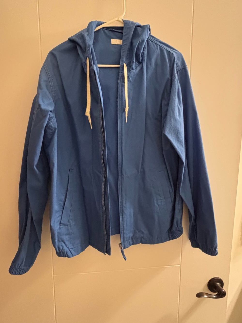 Uniqlo Navy Blue Hooded Zip Windbreaker